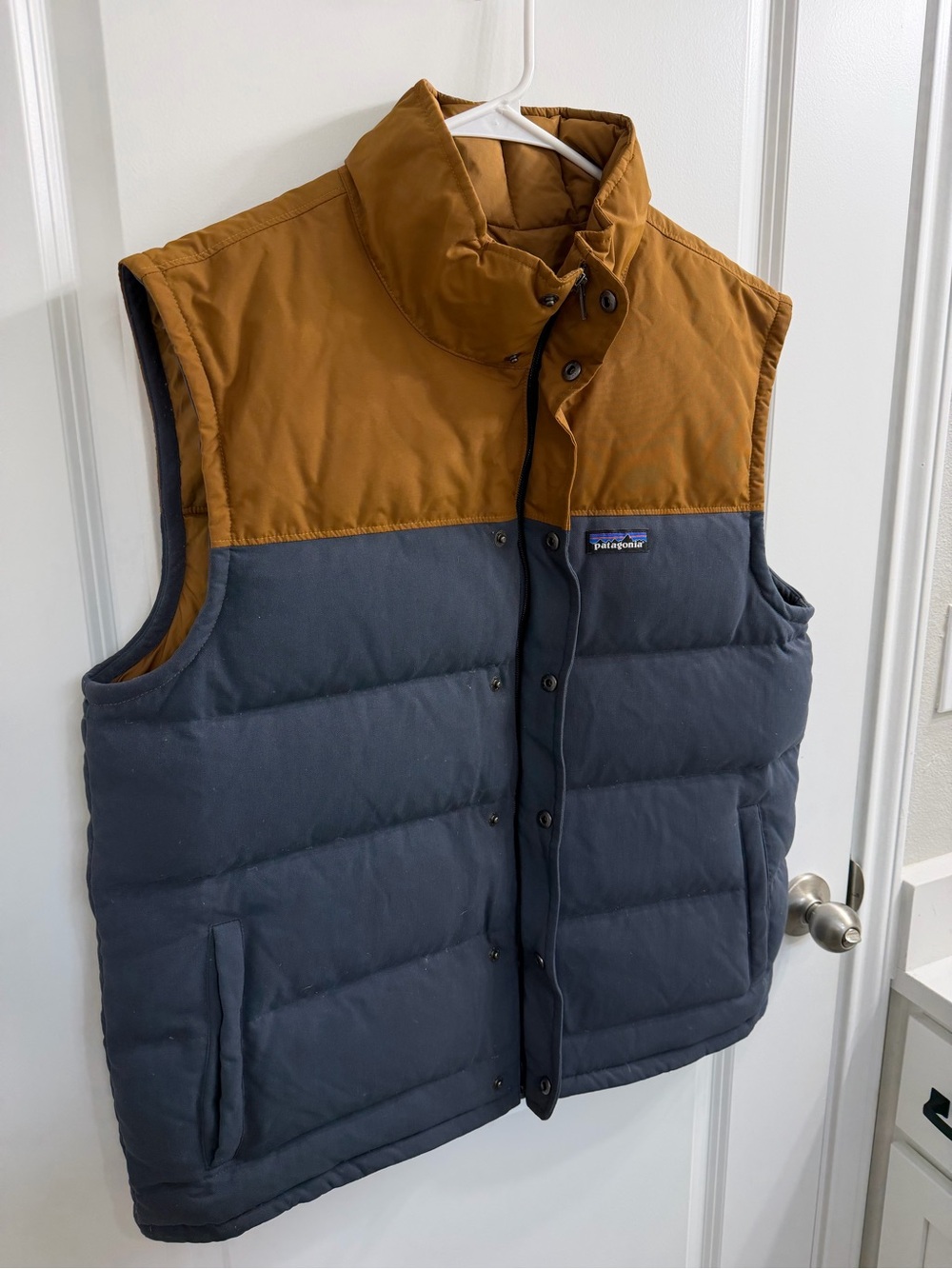 NWOT Men’s Patagonia Bivy Down Vest Size L - Picture 3 of 11